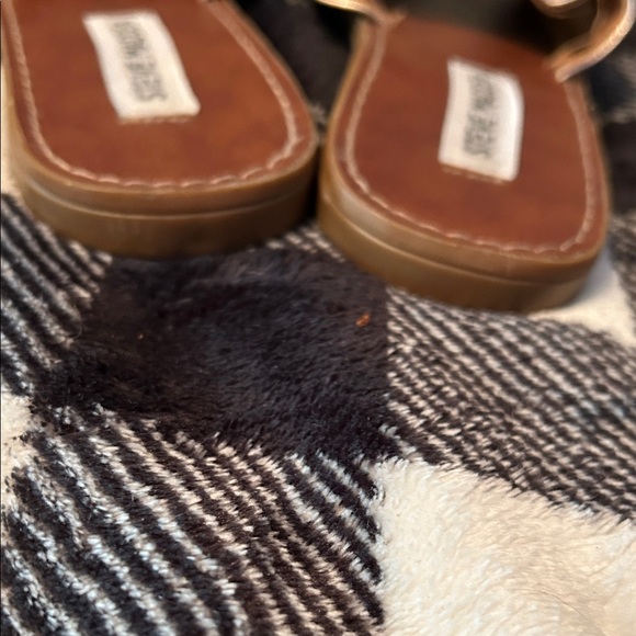 Steve Madden Metallic Silver Slide Sandals - Picture 3 of 4